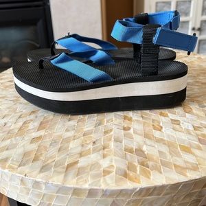 Teva Universal Flatform Sandal